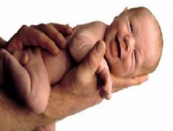 Anne �lmek ��in Bebe�inin Do�mas�n� Bekledi