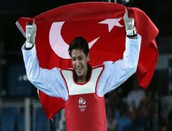 Nur Dünya Þampiyonu Oldu