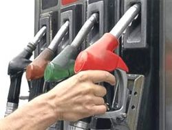 Akaryakýta Büyük Zam